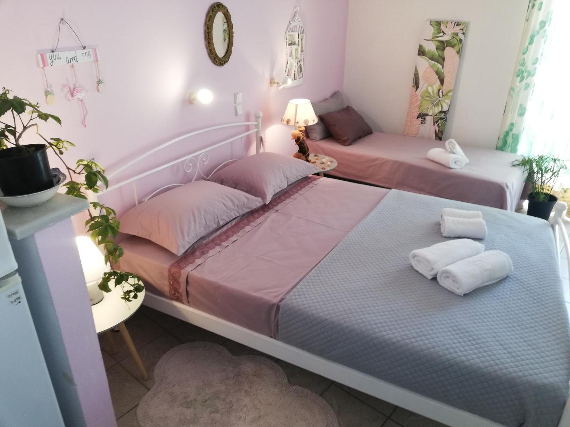 Villa Daizy Boutique Apartments ลากานาส ภายนอก รูปภาพ