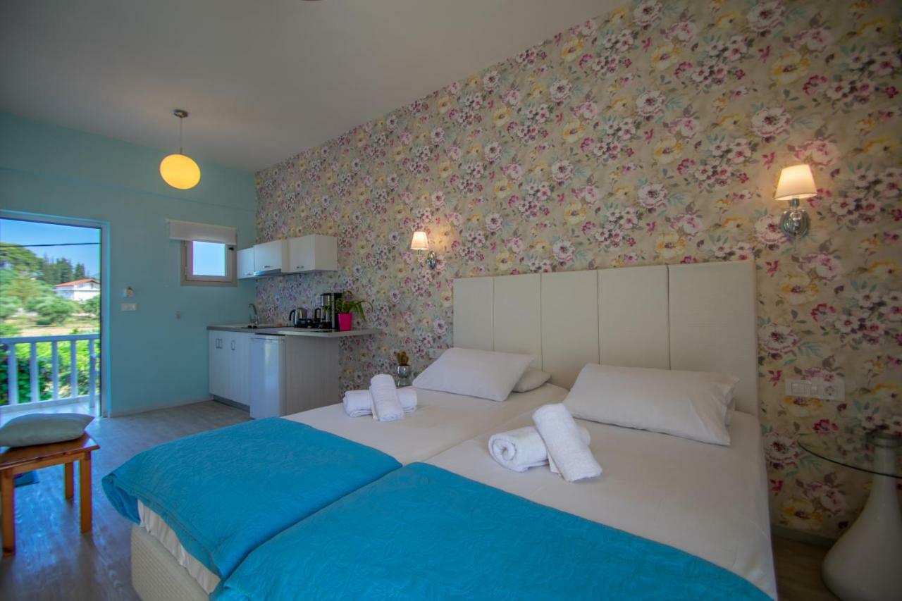 Villa Daizy Boutique Apartments ลากานาส ภายนอก รูปภาพ