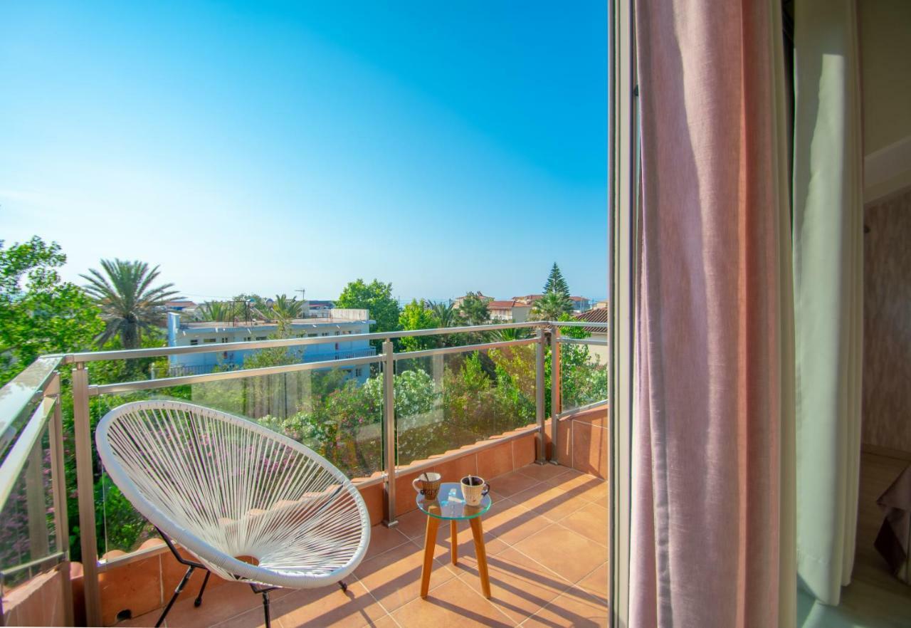 Villa Daizy Boutique Apartments ลากานาส ภายนอก รูปภาพ
